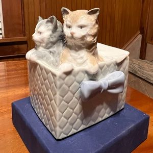 Nao by Lladro Kittens in a Box